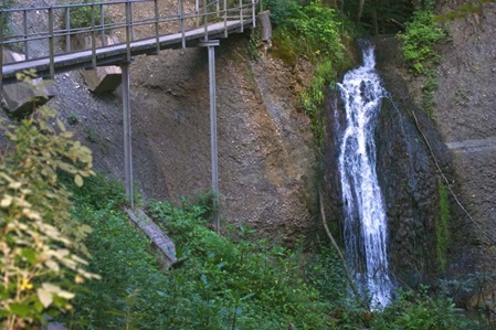regionales-ostschweiz.ch - Wasserfall im Fahrenbachtobel